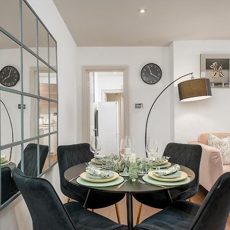 Apartamento Niru Experience Hidden Gem In Chelsea 2Bd 2Ba Londres Exterior foto