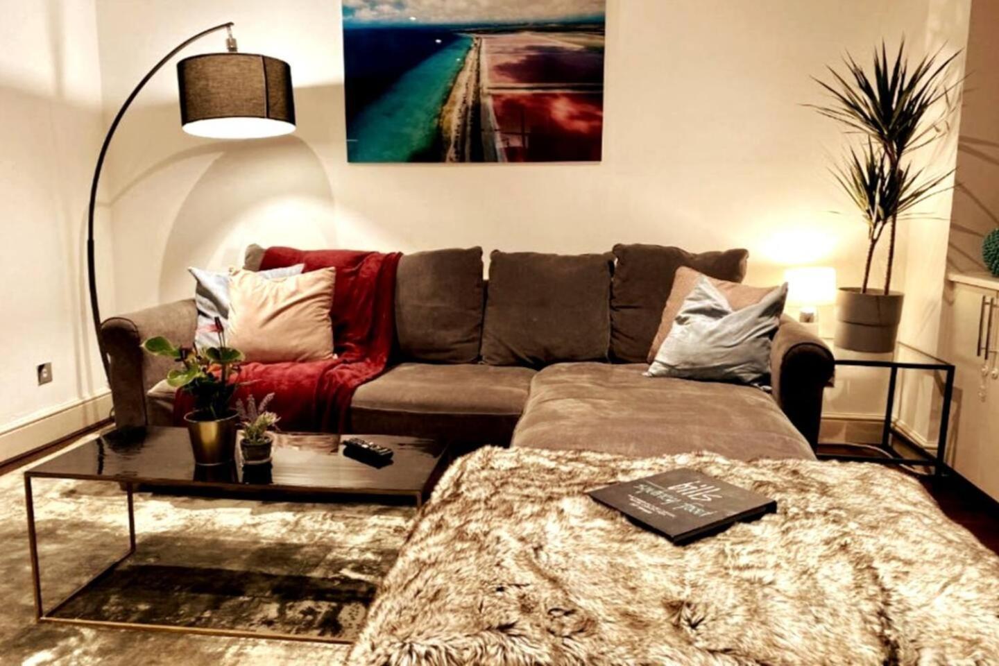 Apartamento Niru Experience Hidden Gem In Chelsea 2Bd 2Ba Londres Exterior foto