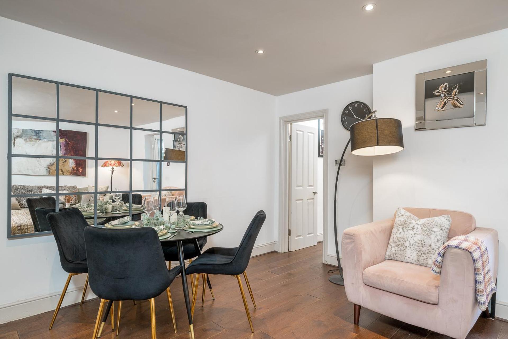 Apartamento Niru Experience Hidden Gem In Chelsea 2Bd 2Ba Londres Exterior foto